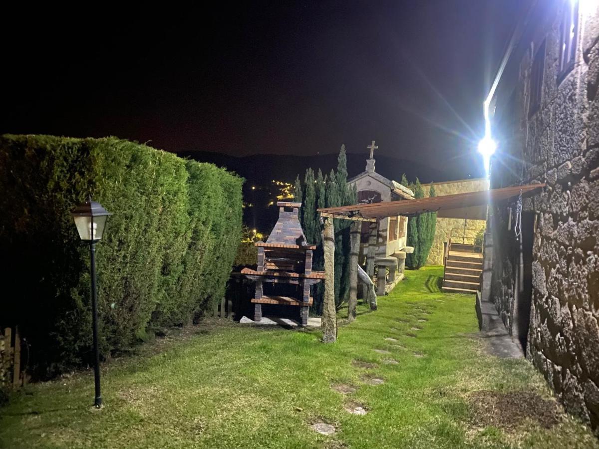Casa Rural O Carballo Da Pedra La Caniza Eksteriør bilde